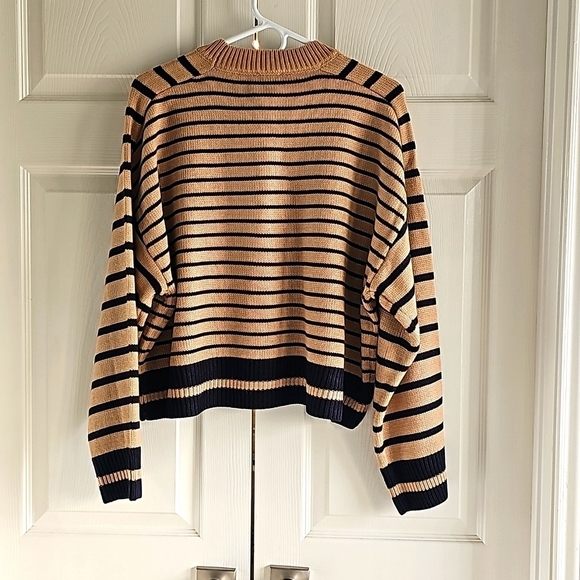 New INDUSTRY REPUBLIC CLOTHING Saddle Stripe Crewneck Sweater XL Khaki/Navy - Picture 8 of 14